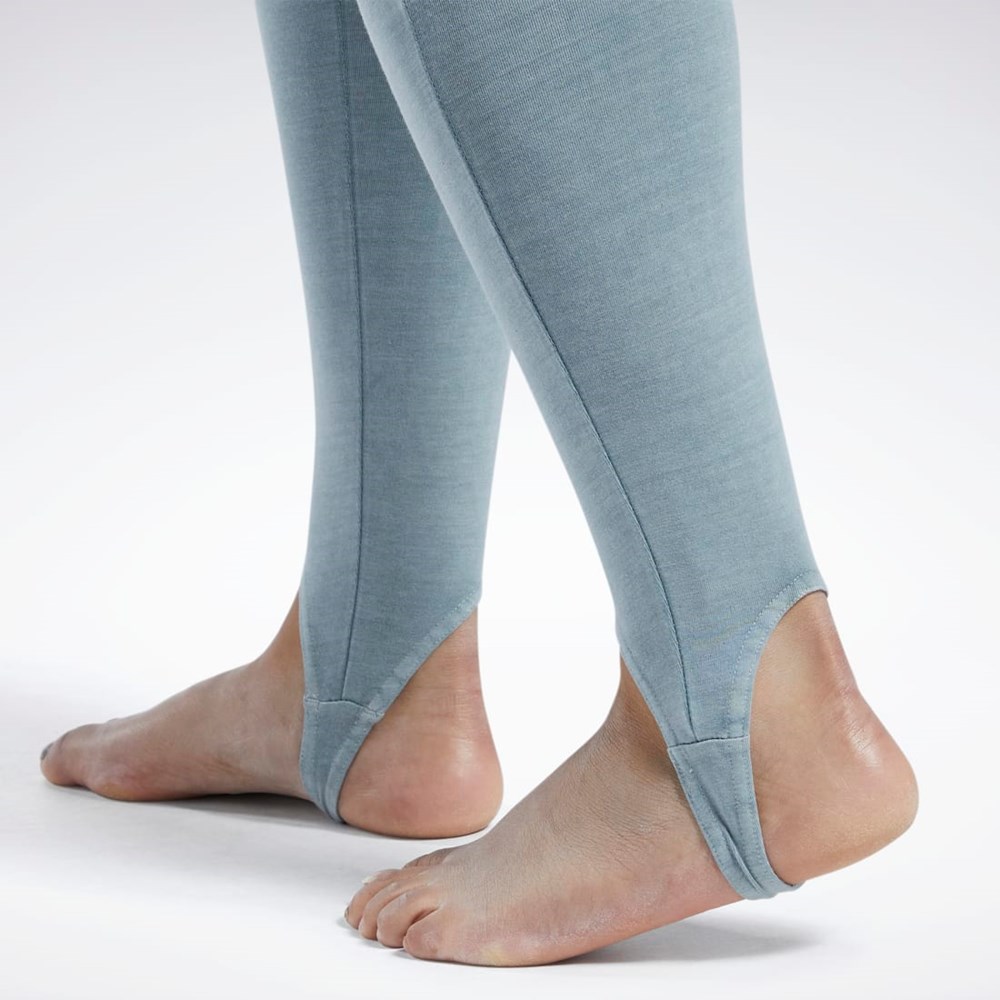 Reebok Classics Natural Dye Stirrup Leggings (Plus Size) Pure Grey 3 | HL0097