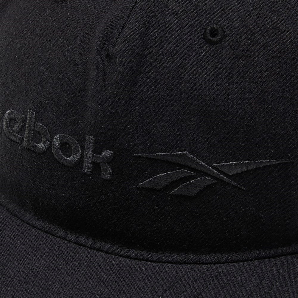 Reebok Classics Vector Flat Peak Hat Black / Black / Black | GP0128