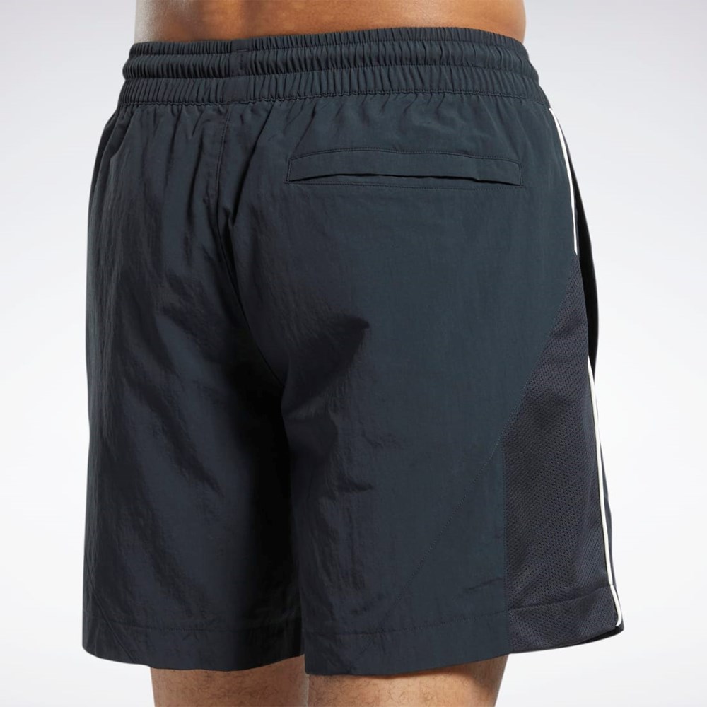 Reebok Classics Vector Shorts Night Black / Night Black | HI4624