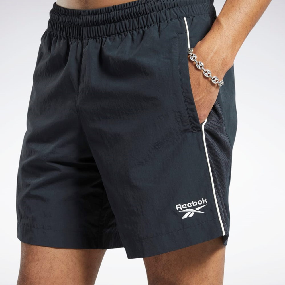 Reebok Classics Vector Shorts Night Black / Night Black | HI4624