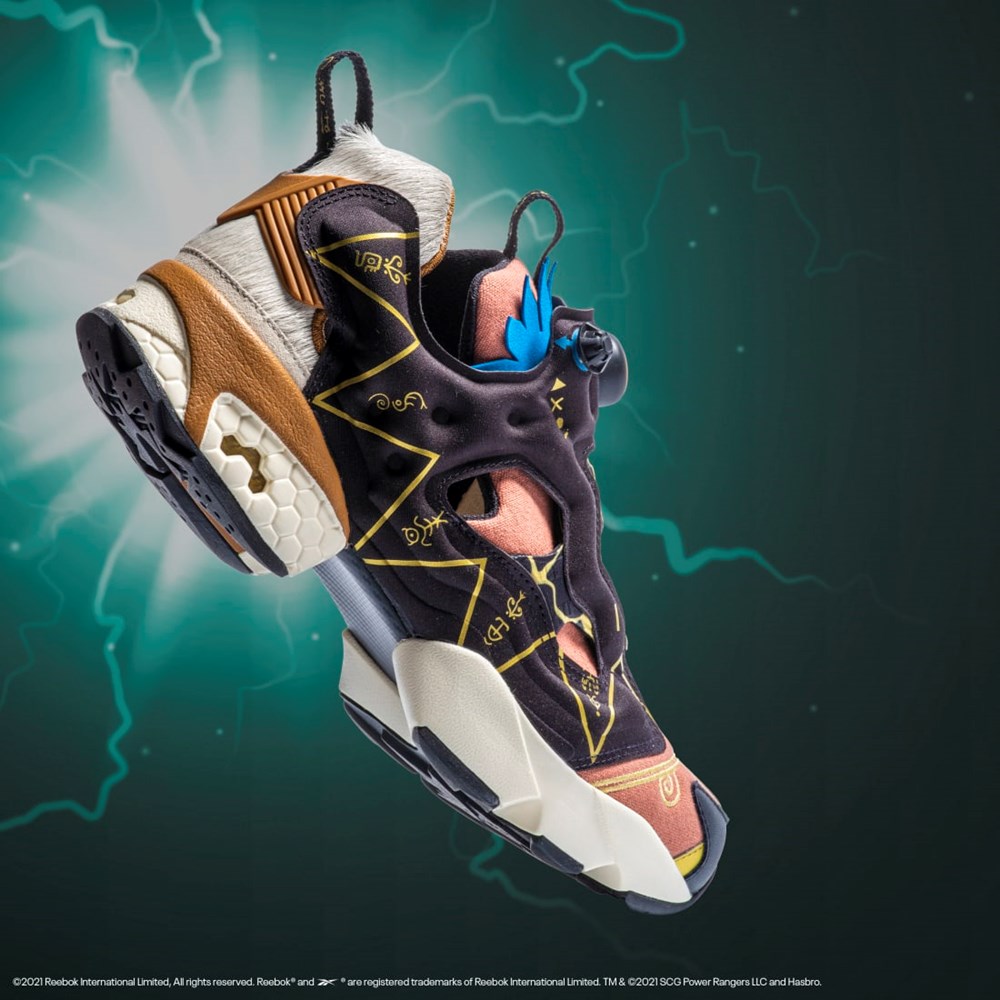 Reebok Power Rangers Instapump Fury 94 Shoes Black / Rustic Clay / Gold Met. | GW0782