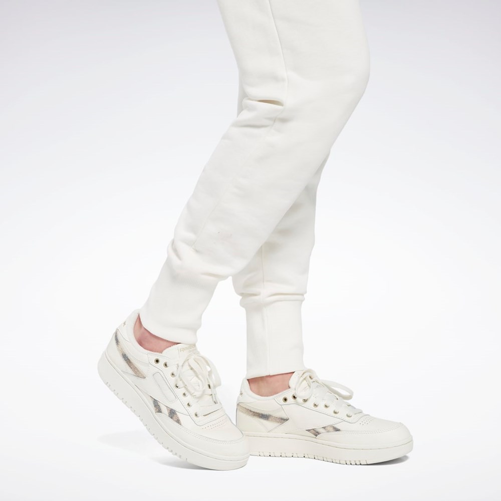 Reebok Reebok Classics French Terry Pants Chalk | HB8629