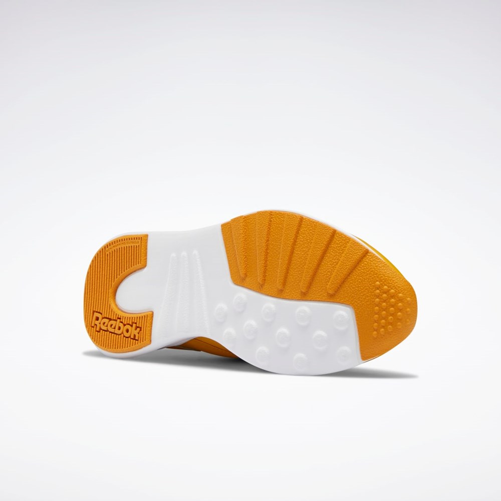 Reebok Spark Run Shoes Bright Ochre / Ftwr White / Silver Met. | GY8870